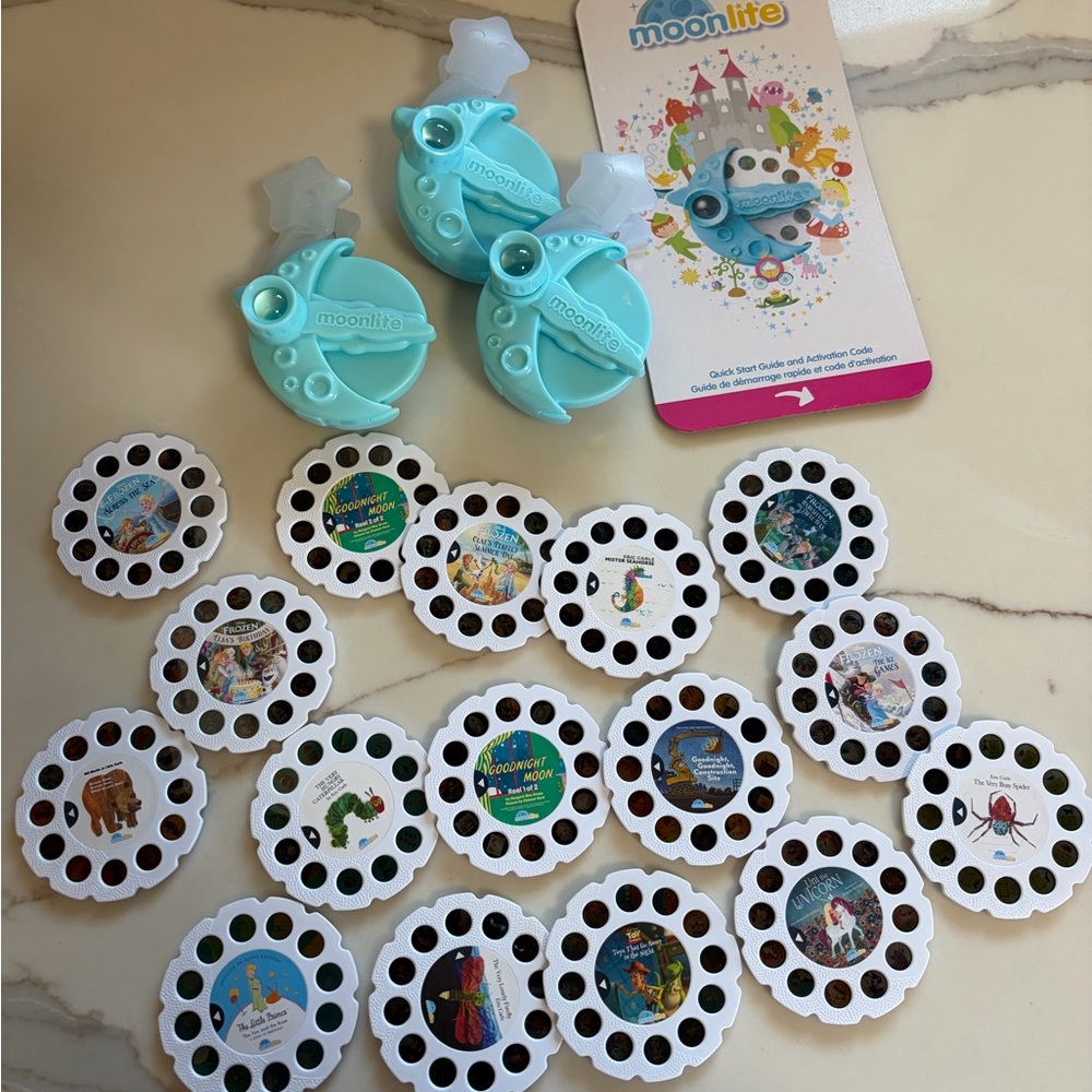 Storybook Projector for Kids + 16 stories